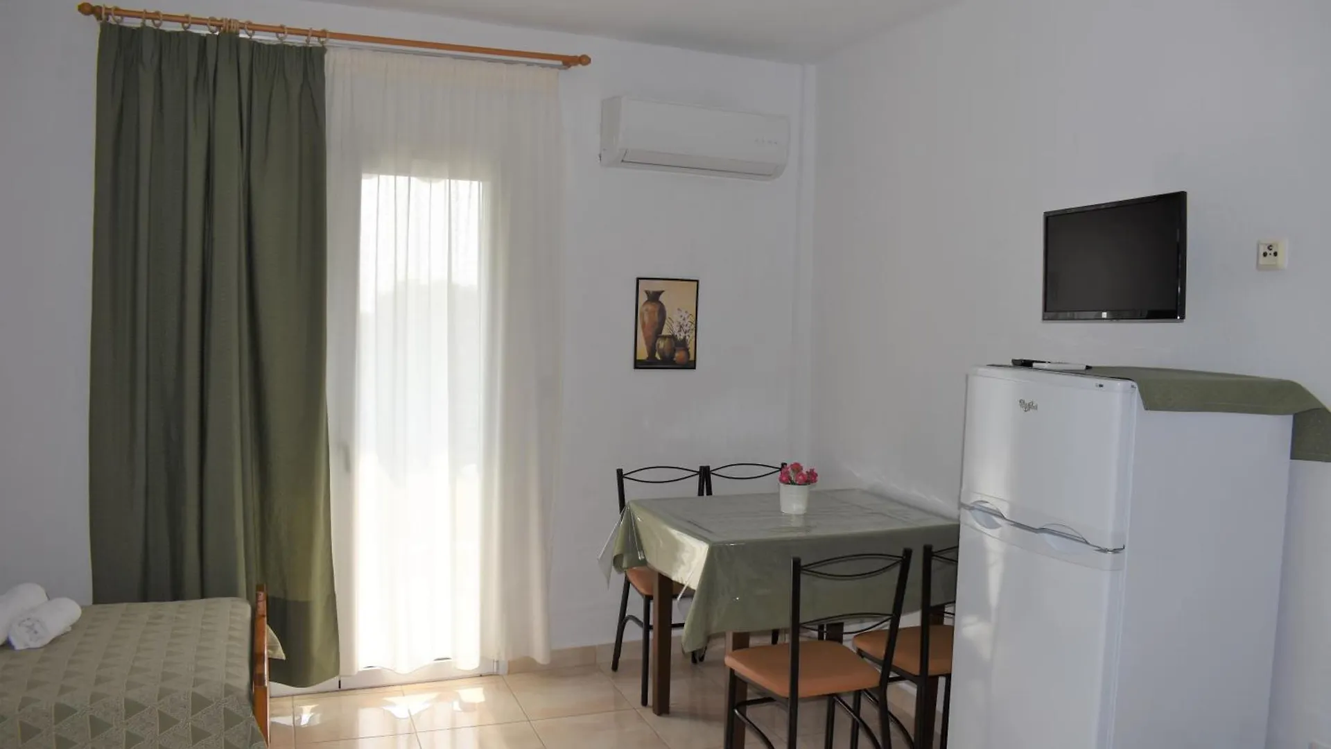 Villa Hermione Agia Paraskevi  Grecia
