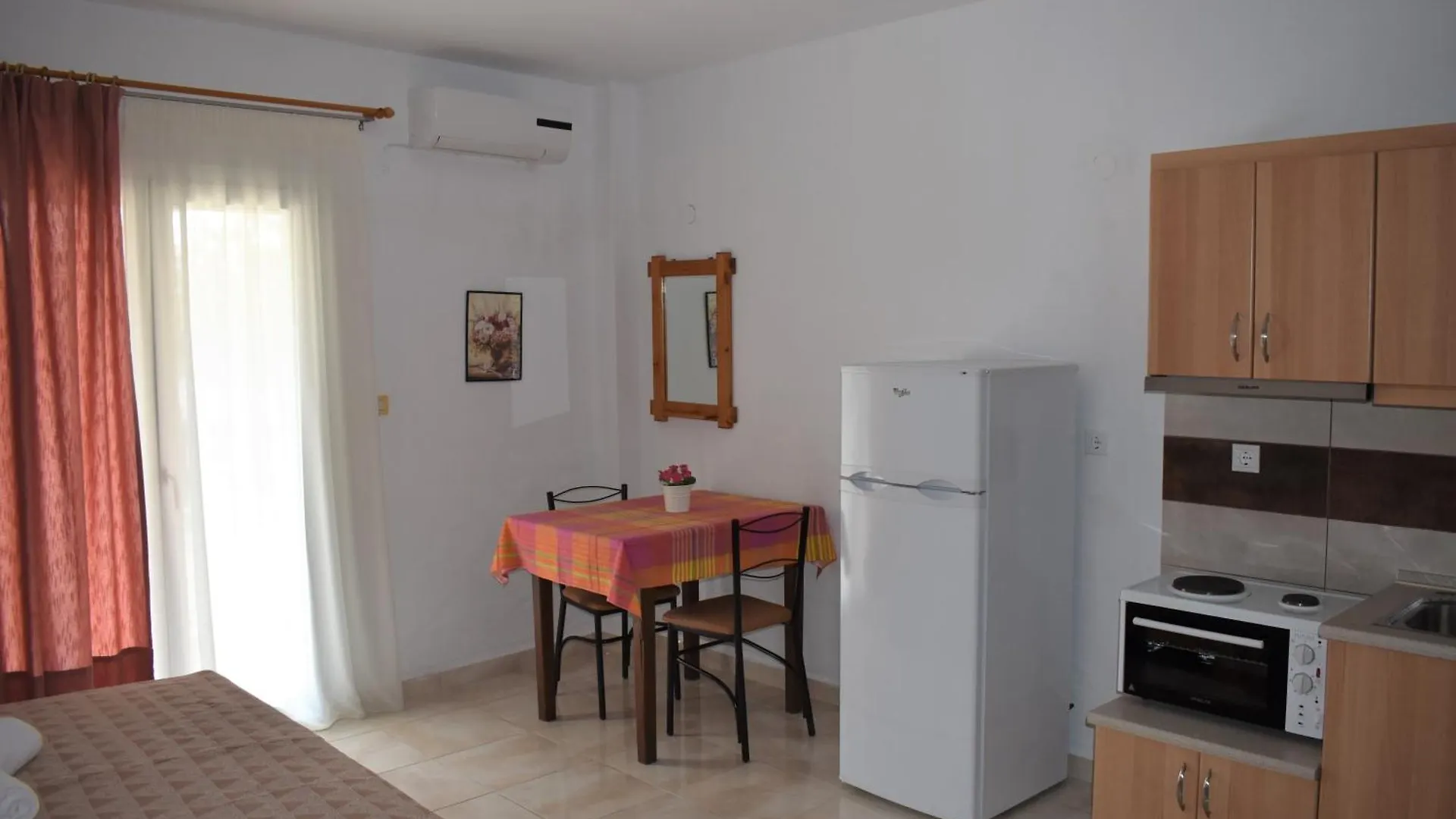 Apartament Villa Hermione Agia Paraskevi  Grecia